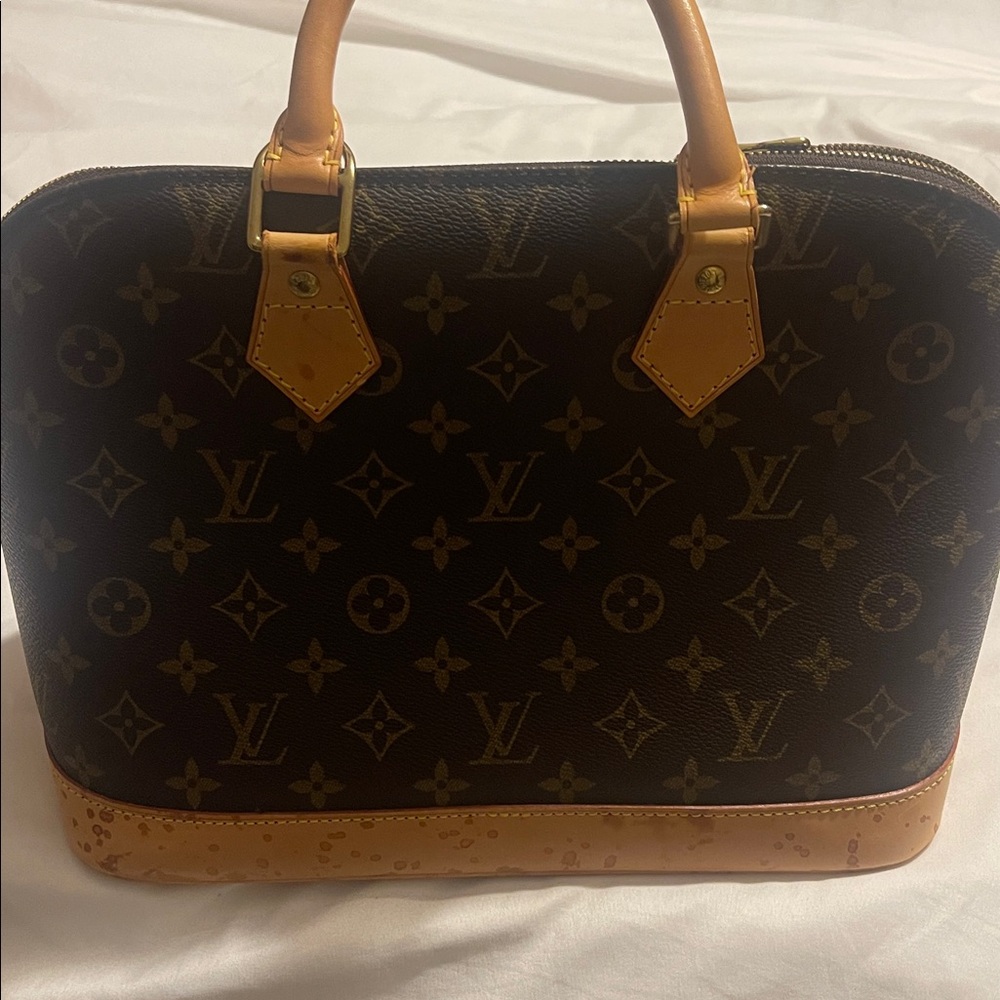 Louis Vuitton Alma Pm Monogram Black Handbag - Picture 8 of 8